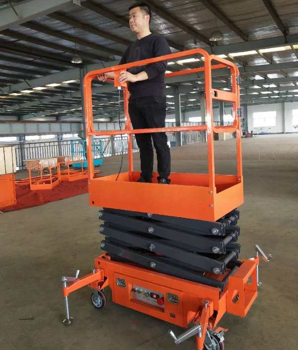 上?？蛻粲嗁徱慌_小型半自動升降平臺